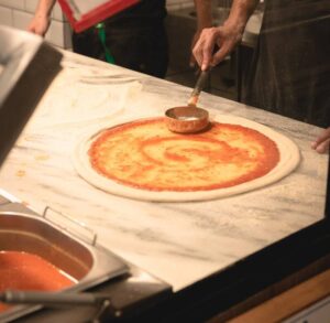 Dia Nacional da Pizza: conheça a história da pizza no Brasil!