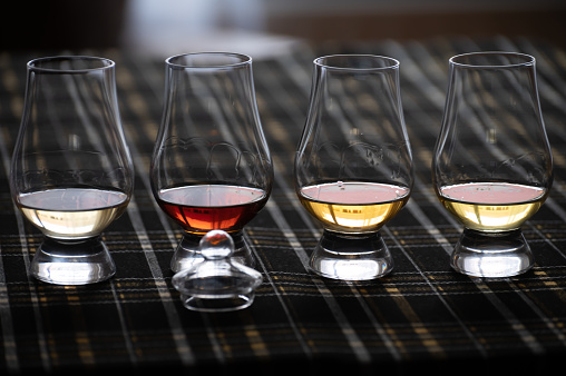 No mês do Dia Internacional do Whisky, confira dicas para aprimorar a experiência sensorial