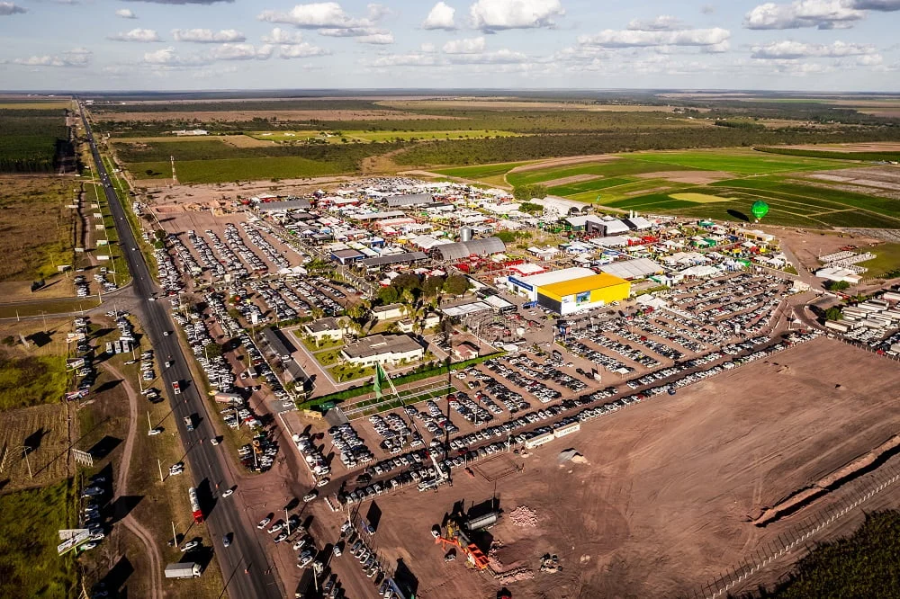 Bahia Farm Show movimenta prestadores de serviço e economia do oeste baiano