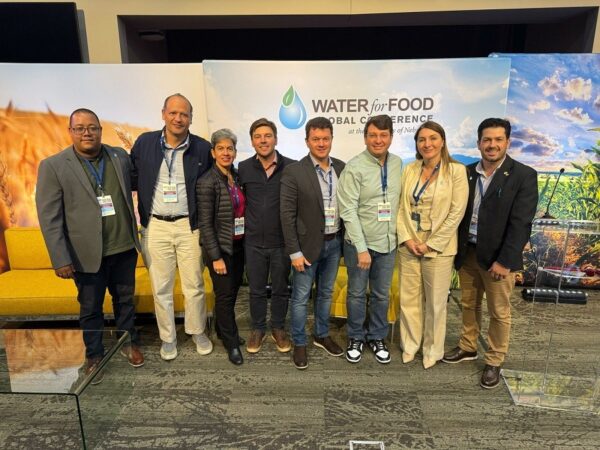 Inspirada por Nebraska, Aiba apresenta modelo baiano de irrigação sustentável em conferência internacional nos EUA