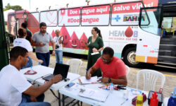 Luís Eduardo Magalhães recebe o Hemóvel no Junho Vermelho