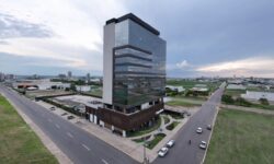 Cooperfarms inaugura novo prédio e reforça protagonismo do agro em LEM