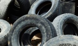 Ecopontos de Luis Eduardo Magalhães passam a receber pneus usados